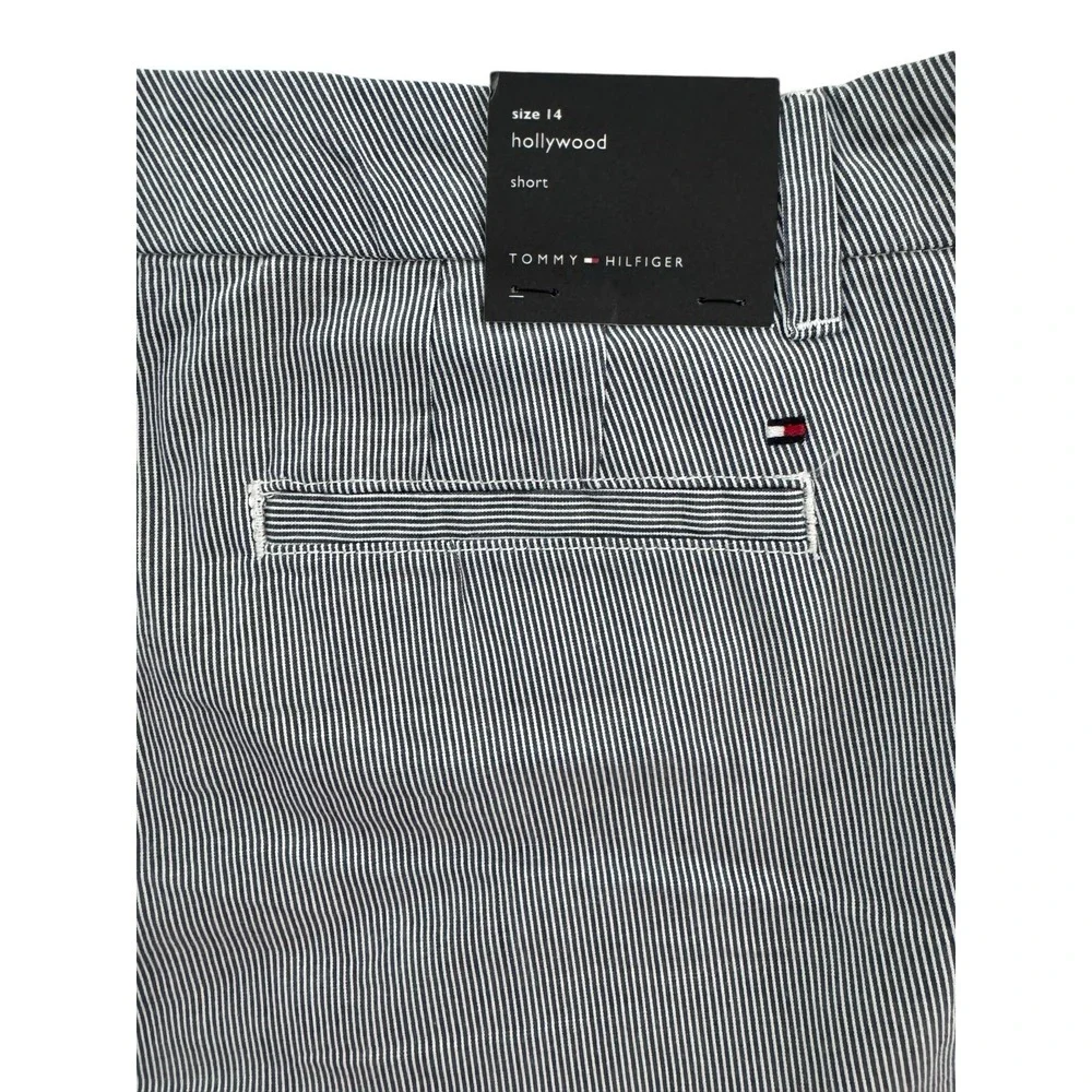 Tommy Hilfiger Hollywood Shorts Womens 14 Blue‎ White Seersucker Stripe 9 Inseam